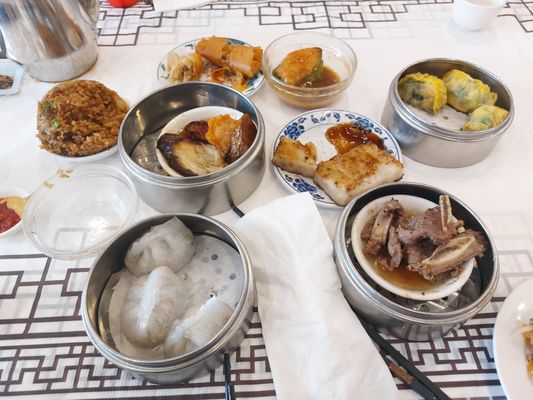 Wonder Seafood Restaurant by null