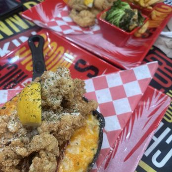 The Licking Orlando - Lobster Mac and Fried Shrimp Dinner - Soul Food Near Me - Orlando, Florida The Licking Orlando - Lobster Mac and Fried Shrimp Dinner - Soul Food Near Me - Orlando, Florida