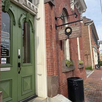 Buford's Biscuits - Entrance - New American Near Me - Leesburg, Virginia
