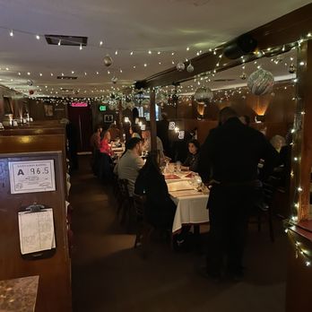 Beef 'N Bottle - Entry - Steakhouses Near Me - Charlotte, North Carolina