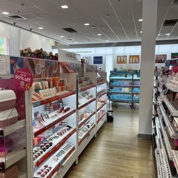 Ulta Beauty - Cosmetics & Beauty Supply Near Me - Pasadena, California Ulta Beauty - Cosmetics & Beauty Supply Near Me - Pasadena, California