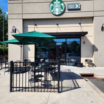 Starbucks - Store front - Coffee & Tea Near Me - Charlotte, North Carolina Starbucks - Store front - Coffee & Tea Near Me - Charlotte, North Carolina