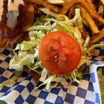 Turquoise Desert - Turquoise burger - Sports Bars Near Me - Rio Rancho, New Mexico