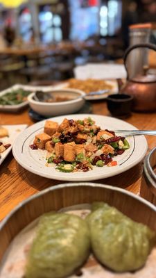 Osmanthus Dim Sum Lounge by null