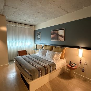 Moxy Charlotte Downtown - Hotels Near Me - Charlotte, North Carolina Moxy Charlotte Downtown - Hotels Near Me - Charlotte, North Carolina