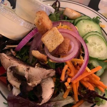 Blackbeard's Grill & Steam Bar - New American Near Me - Beaufort, North Carolina