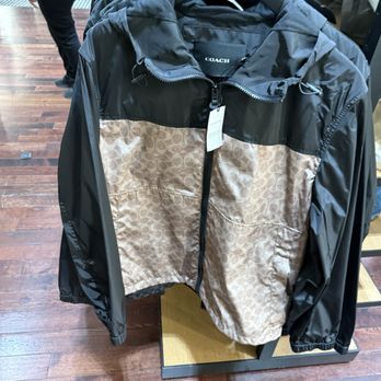 Coach - Accessories Near Me - Commerce, California