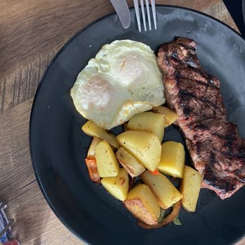 Eves Eatery - Steak and eggs - Pizza Near Me - Carson City, Nevada Eves Eatery - Steak and eggs - Pizza Near Me - Carson City, Nevada