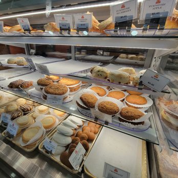 Yalaha Bakery - Bakeries Near Me - Yalaha, Florida Yalaha Bakery - Bakeries Near Me - Yalaha, Florida
