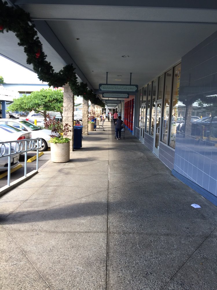 payless kam shopping center