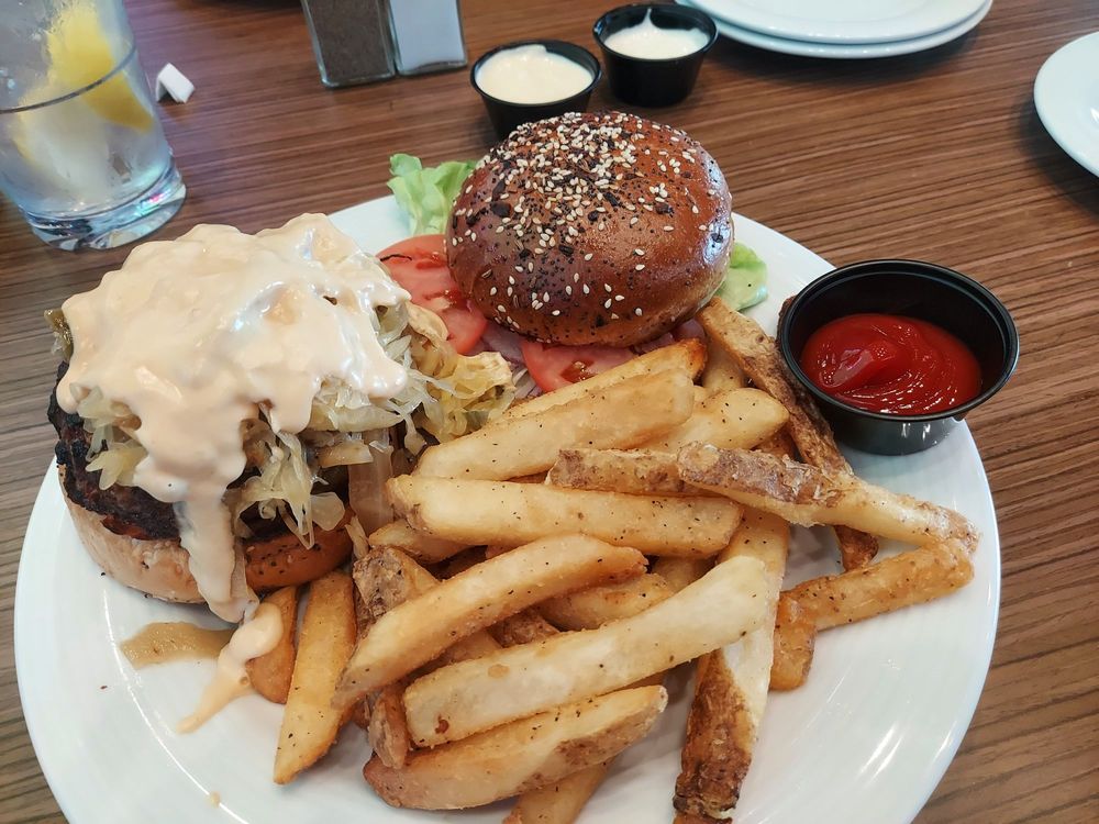 Food from Gridiron Sportsbar