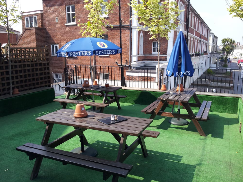 THE EAGLE Pubs 57 S Street, Eastbourne, East Sussex, United Kingdom