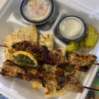 Kabob House - Chicken skewer with pita and hummus - Mediterranean Near Me - Temecula, California Kabob House - Chicken skewer with pita and hummus - Mediterranean Near Me - Temecula, California