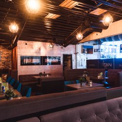 TITAN  Lounge - Raucherbereich