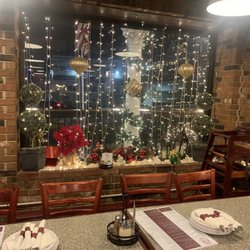 Jordan's Restaurant & Pizza - Inside restaurant