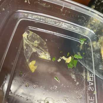 Fit Eats - Found a big piece of plastic in my shrimp verde casserole - Food Delivery Services Near Me - Sacramento, California
