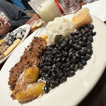Mojito - Pabellon - Cuban Near Me - Seattle, Washington