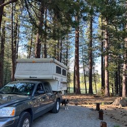 Prosser Family Campground - Plenty of room for our truck camper plus 2 more cars at this site