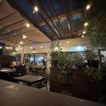 Running Goose - Gastropubs Near Me - Los Angeles, California Running Goose - Gastropubs Near Me - Los Angeles, California