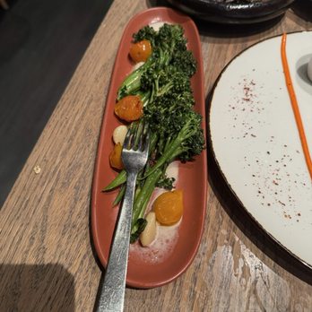 Capa - Broccolini. Delicious. - Spanish Near Me - Lake Buena Vista, Florida Capa - Broccolini. Delicious. - Spanish Near Me - Lake Buena Vista, Florida