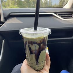 Quil Bean Espresso - Blueberry matcha with blueberry popping boba