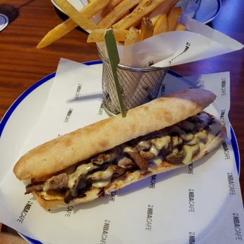 NBA Café Barcelona - "Philly Cheese Steak" - Sports Bars Near Me - Barcelona, B NBA Café Barcelona - "Philly Cheese Steak" - Sports Bars Near Me - Barcelona, B