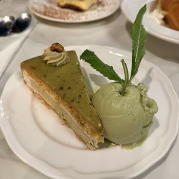 IL Lago Trattoria - PANAREA PISTACHO CAKE with GELATO SCOOP PISTACHIO - Italian Near Me - Doral, Florida IL Lago Trattoria - PANAREA PISTACHO CAKE with GELATO SCOOP PISTACHIO - Italian Near Me - Doral, Florida