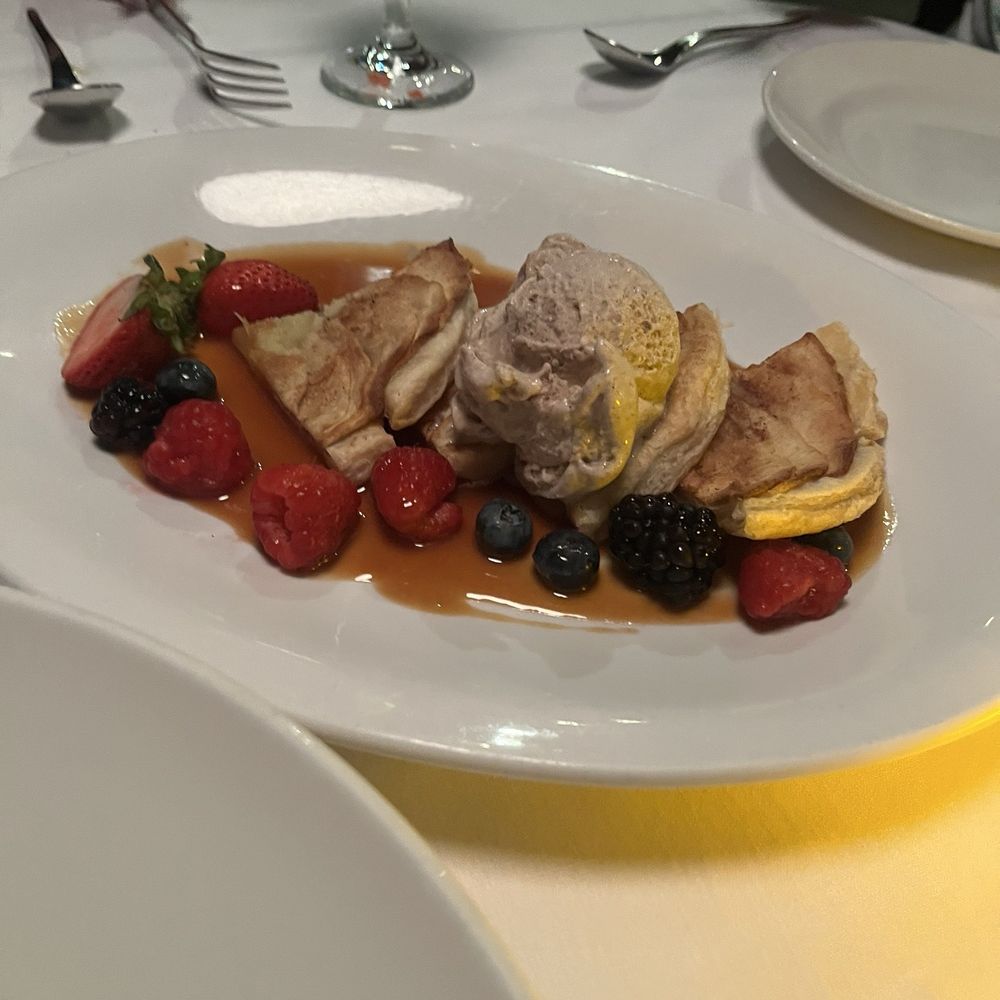 Cafe Maxx - Seafood Near Me - Pompano Beach, Florida