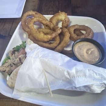 Brickyard Craft Kitchen & Bar - Chicken Gyro - Sports Bars Near Me - New York, New York Brickyard Craft Kitchen & Bar - Chicken Gyro - Sports Bars Near Me - New York, New York