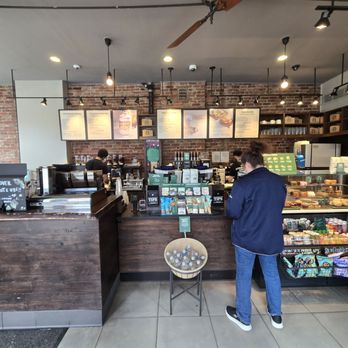 Starbucks - Coffee & Tea Near Me - New York, New York