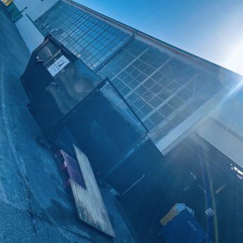 Patriot Dumpster - Commercial laundry debris disposal. - Dumpster Rental Near Me - Sarasota, Florida Patriot Dumpster - Commercial laundry debris disposal. - Dumpster Rental Near Me - Sarasota, Florida