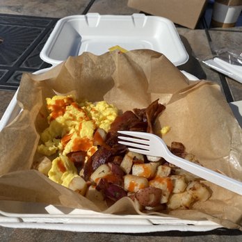 Trading Post - Eggs, bacon and papas. (I put hot sauce on the eggs). - Cafes Near Me - Bernalillo, New Mexico