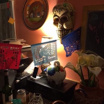 El Moose - Mexican Near Me - Seattle, Washington