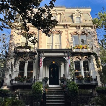 Hamilton-Turner Inn - Front of hotel - Hotels Near Me - Savannah, Georgia