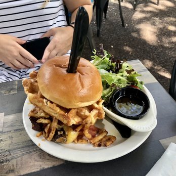 Gigglewaters - One amazing burger. - American Near Me - Safety Harbor, Florida