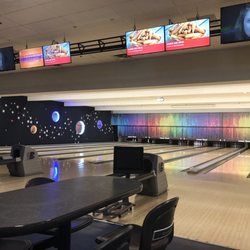 Lunar Bowl - Very clean place!