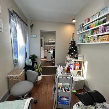 Nails By Tina Le - Pedicure room/station - Nail Salons Near Me - Sacramento, California Nails By Tina Le - Pedicure room/station - Nail Salons Near Me - Sacramento, California