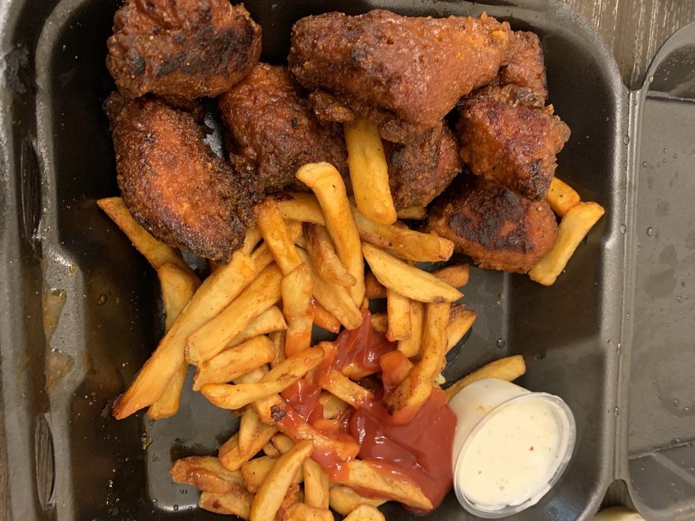 Food from KOK Wings And Things