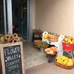 Flower Valley Country Store - Current storefront walk in