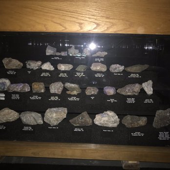 Kinney's Rocks & Gems - Gift Shops Near Me - Palo Verde, California Kinney's Rocks & Gems - Gift Shops Near Me - Palo Verde, California