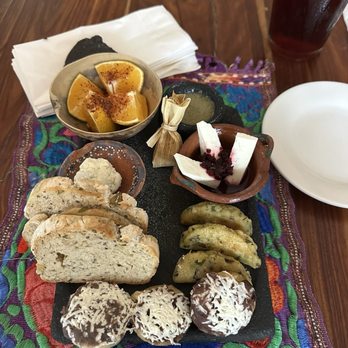 Cetli - Appetizers were on the house. Delicious! - Mexican Near Me - Tulum, ROO Cetli - Appetizers were on the house. Delicious! - Mexican Near Me - Tulum, ROO