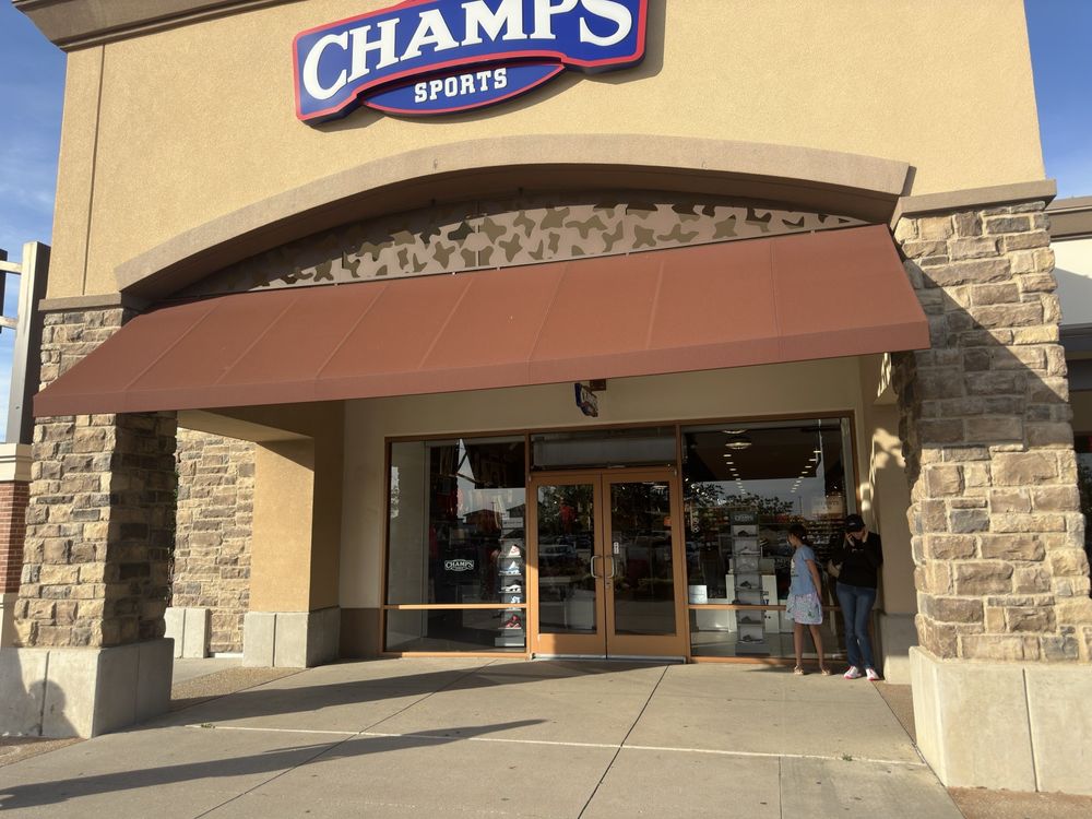 CHAMPS SPORT Updated April 2024 820 W. Stacy Rd, Allen, Texas