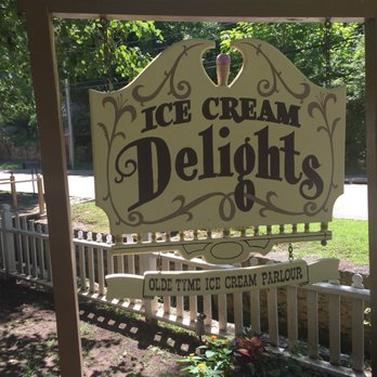 Ice Cream Delights - Desserts Near Me - Eureka Springs, Arkansas
