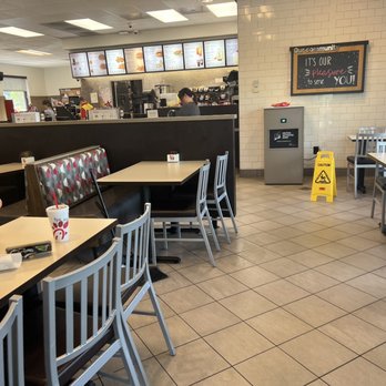 Chick-fil-A - Inside dining and order counter - Fast Food Near Me - Salem, Virginia