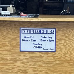 Arto's Shoe Repair - Business hours