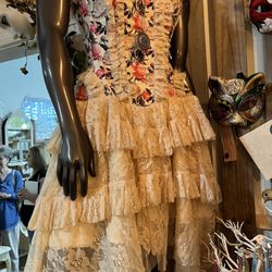 Women's dress