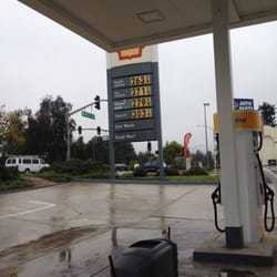Shell - Still the cheapest Shell gas station in town!