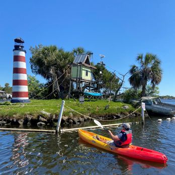 Florida Cracker Riverside Resort - Resorts Near Me - Homosassa, Florida Florida Cracker Riverside Resort - Resorts Near Me - Homosassa, Florida