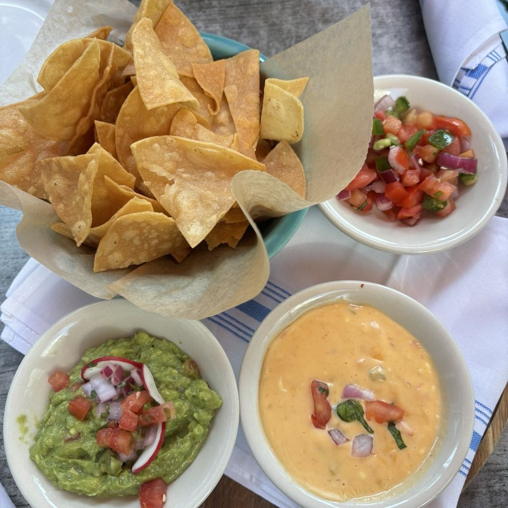 Barrio - Trio chips - Mexican Near Me - Chicago, Illinois