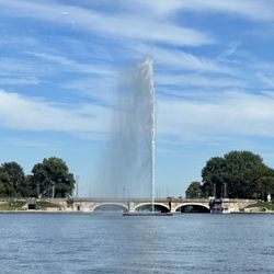 [09.2023] Fontaine bei Sonnenschein